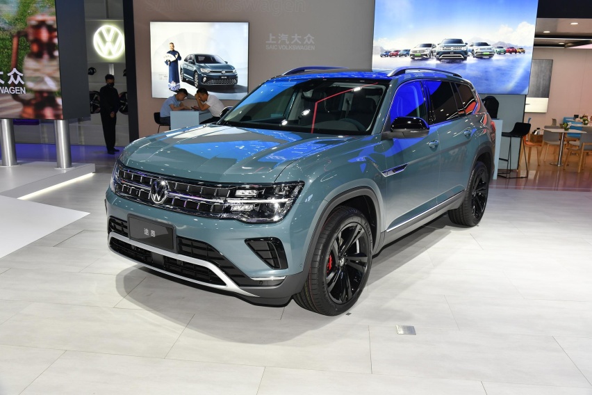 售价下调4.6万，搭2.0T发动机+7座布局，这款大众途昂如何？