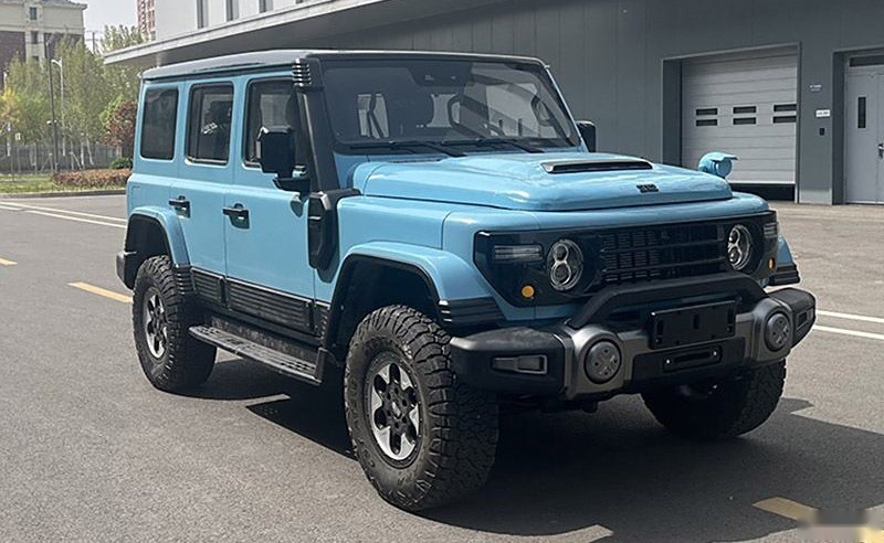 全新212即将上市！外形酷似Jeep牧马人，若售9.99万起能大卖？