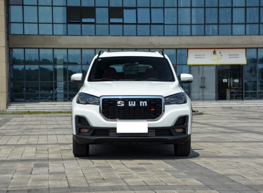 又一台卖不动的车，长4米75配7座，搭载1.5T自动挡，不到10万