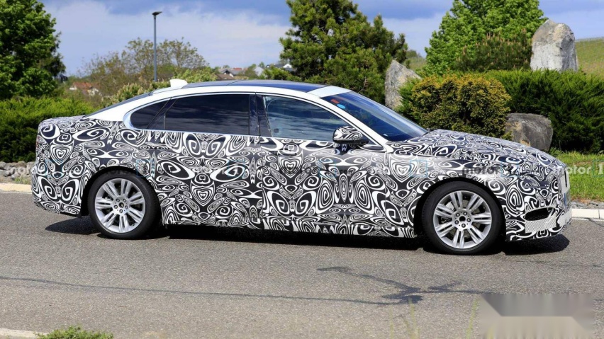 2021-jaguar-xf-l-spy-photos.jpg