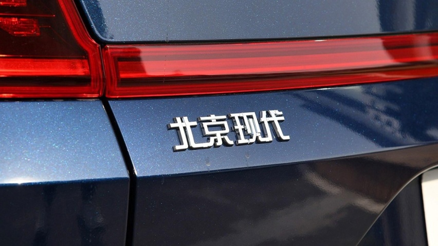 比汉兰达更大更便宜，现代胜达迎来新一代改款
