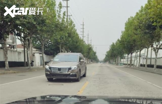 不买GL8就等它！大众全新MPV亮相，比奥德赛大气，搭2.0T高功引擎