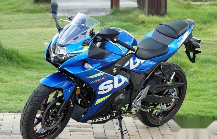 国内最畅销的250“跑车” 铃木GSX-250R实拍解析