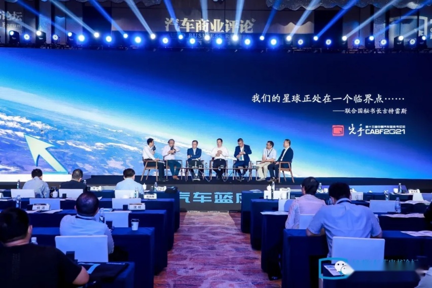 对网约车平台来说,打车人是“羔羊聋子瞎子”还是“韭菜”?