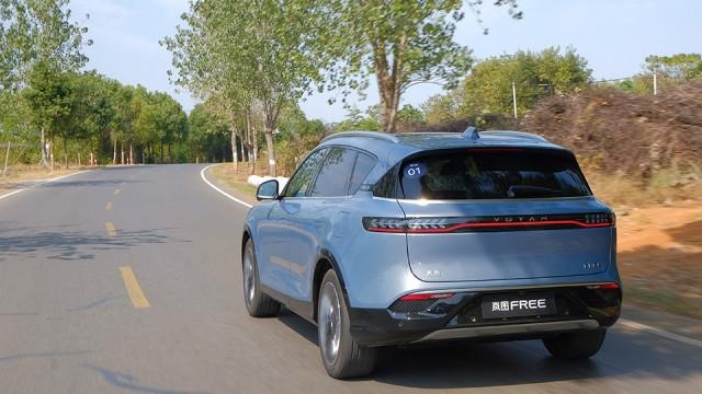 纯电中大型SUV,18度电能跑100公里?测试岚图FREE超长续航版