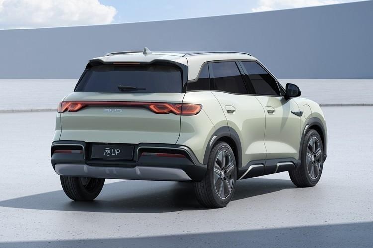10万级又添新车，比亚迪元UP上市，配置丰富，最大续航401km