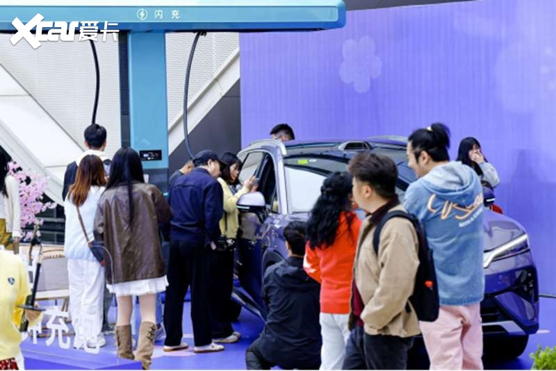 引领B级SUV进入闪充时代宋UltraEV杭州站正式上市(图4)