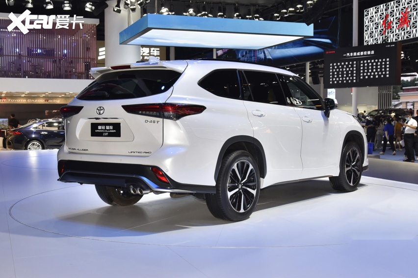 2024款丰田皇冠陆放上市:起售价调整至28.48万元