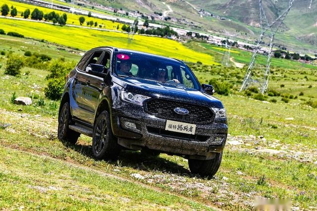 一款连中国登山队都说好的硬派越野车 它叫福特撼路者
