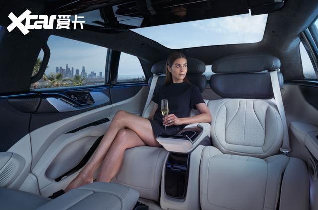 FF法拉第未来揭幕“第三互联网生活空间”新概念