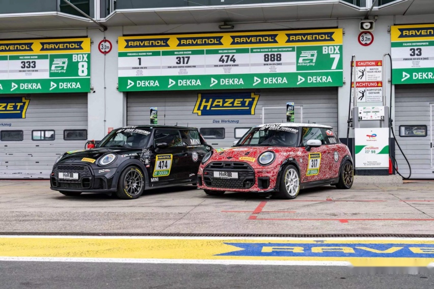 全新MINI JCW荣获纽博格林24小时耐力赛小组冠军