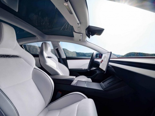 Model3高性能版33.59万元开启预售特斯拉全系高性能版车型已就位