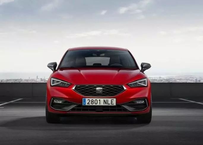 新款A4 Avant 8月上市，高尔夫姊妹车型官图发布