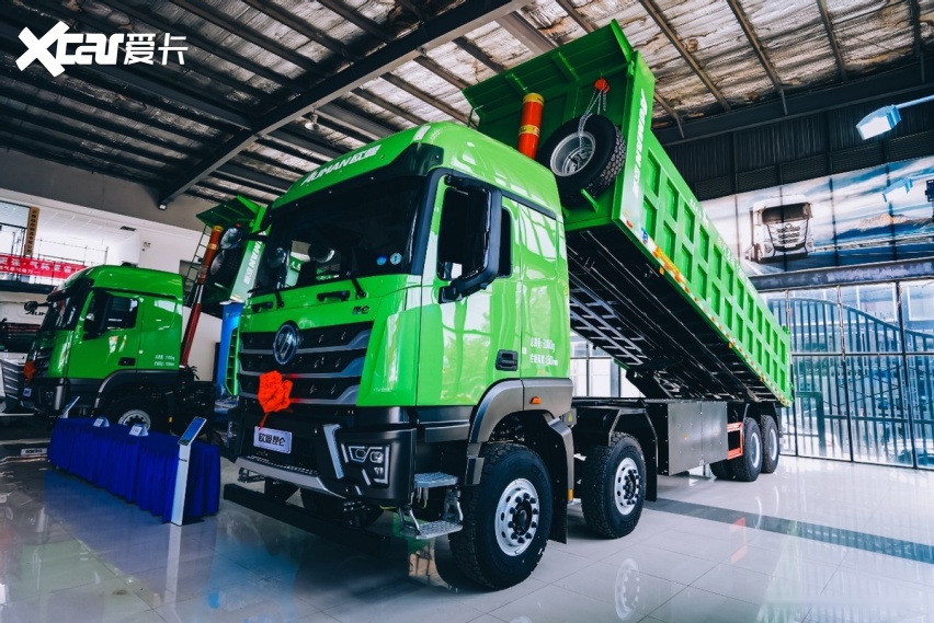 大离地间隙全场景适配，欧曼新能源西南版自卸车提质工程运输