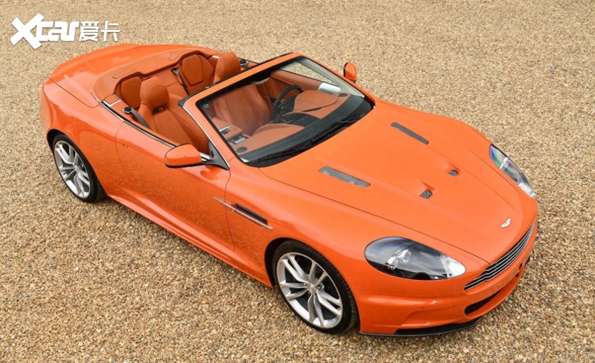 罕见,荷兰收藏家一口气出售8台橙色阿斯顿.马丁