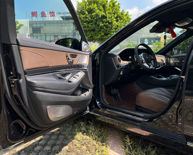 奔驰S350如何升级既豪华又舒适？装行政马鞍 钢琴漆桃木