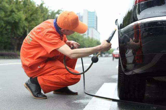 为啥老司机都不喜欢洗车？多久洗一次最佳