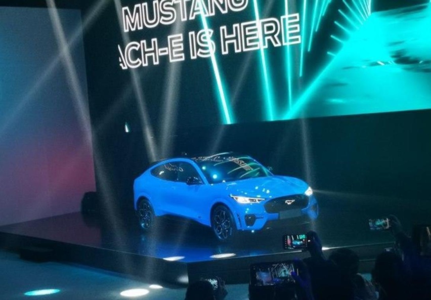 售价26.5-37.99万元 国产福特Mustang Mac