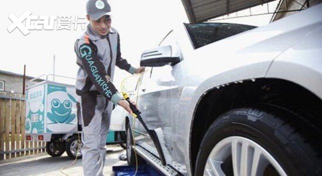 自己在家洗车，这几个地方千万不要忘记了