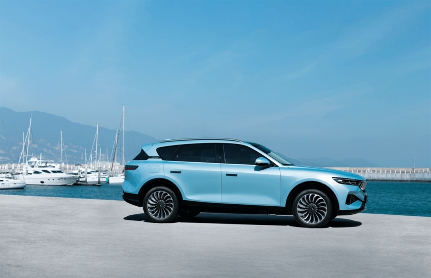 15万买増程式SUV 省油又跑得远 不香吗？