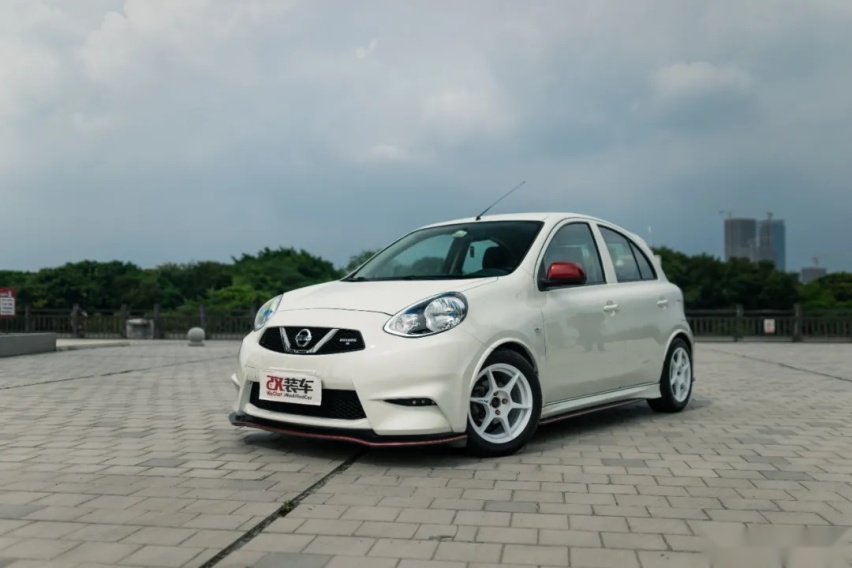 全国仅此一辆战神GT-R的小表弟，没想到nismo还有买菜功能