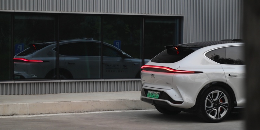 【试】开车的乐趣 智己 LS7