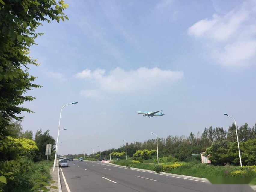 天津滨海机场停车场收费多少钱一天，天津滨海机场省钱停车攻略