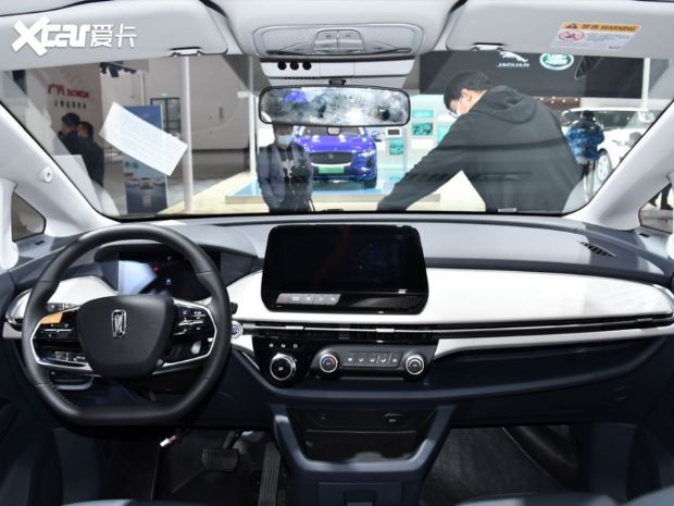 一汽奔腾E05车型信息曝光 主打出行市场
