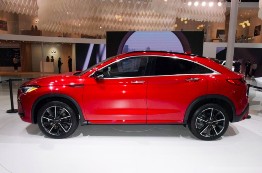 实拍英菲尼迪QX55，2022成都车展上市，2.0T+CVT，月销能破