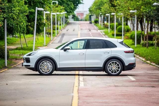 或许只有它才能诠释什么叫运动SUV，试驾保时捷Cayenne S