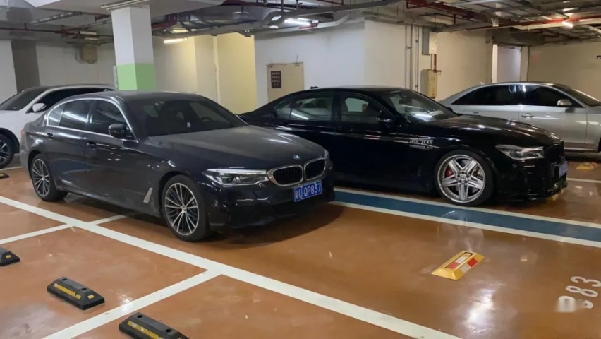 给宝马7系换上全身JDM改装件，是日系车迷最后的倔强？