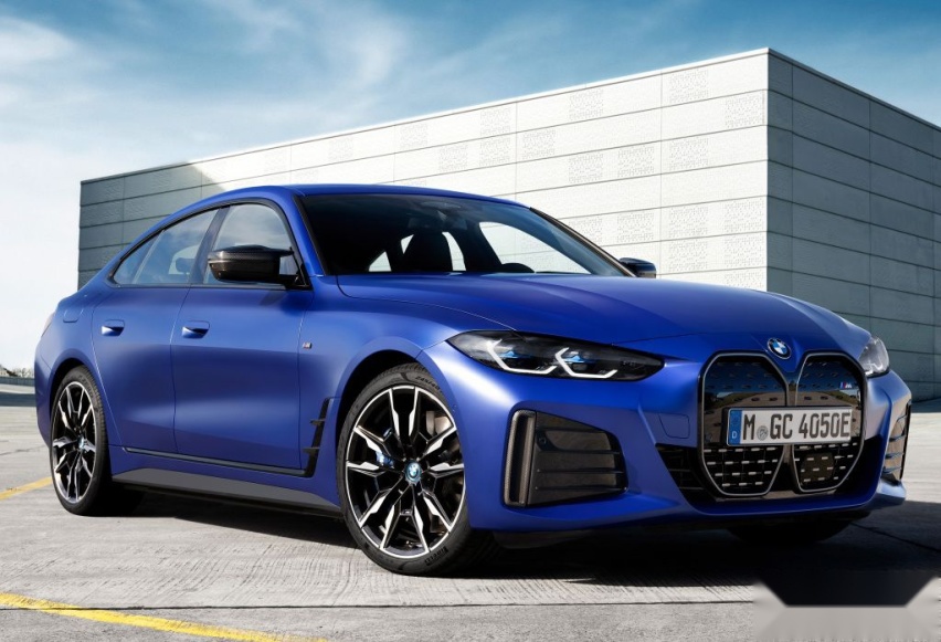 标配空气悬挂 BMW i4售价44.99万起