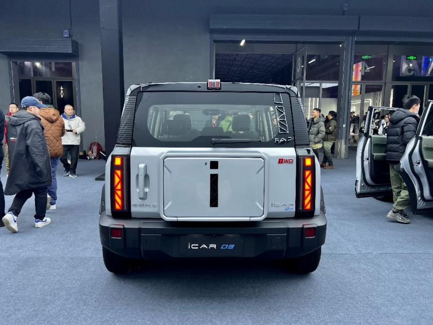 10.98万起，奇瑞iCAR 03真把年轻人的心读懂了？