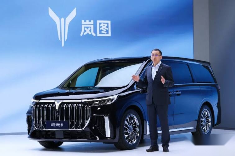 岚图梦想家：这台电动豪华旗舰MPV，为什么值得选？