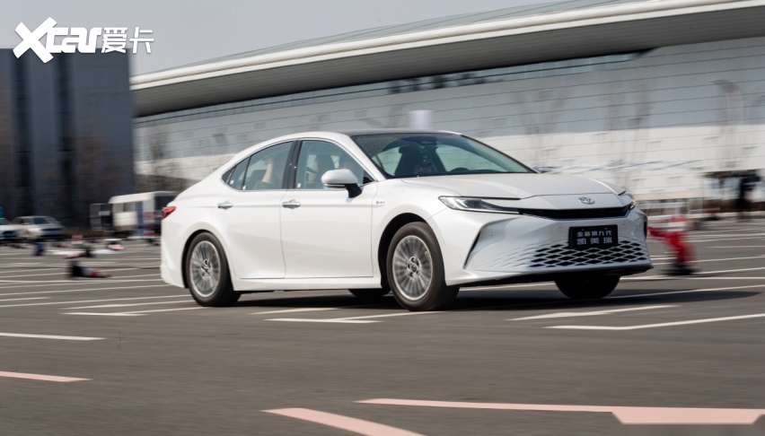 历"9"弥新 主打满足 长春试驾广汽丰田第九代凯美瑞