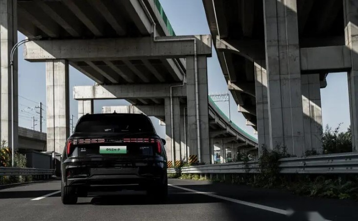 都说丰田RAV4双擎好，那是没遇上领克01EM-P