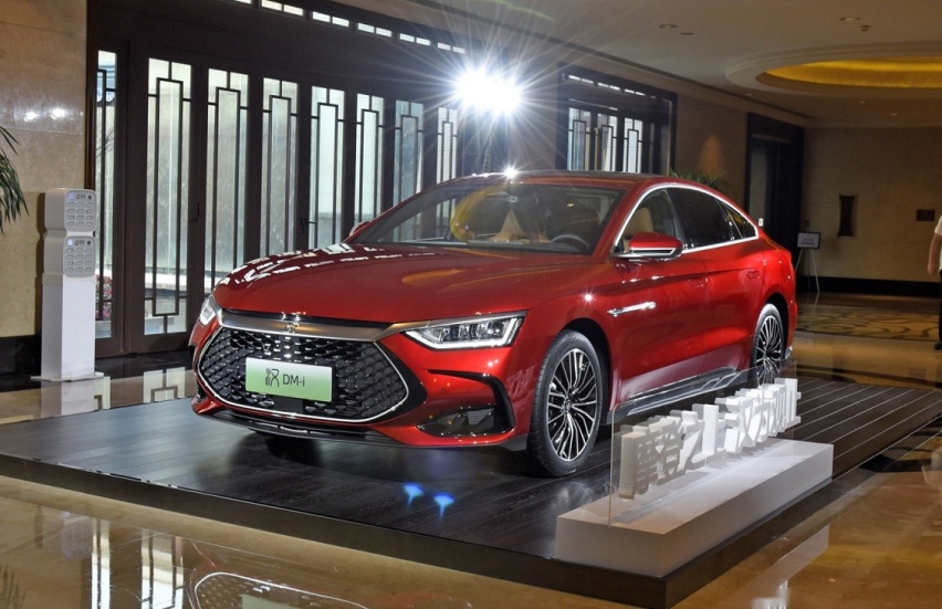 真能卷！岚图追光PHEV起价25.28万，这次重点打击BBA？