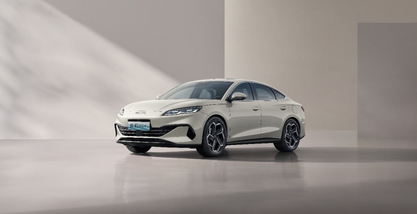比亚迪DM5.0如何做到油耗2.9L续航2100km？