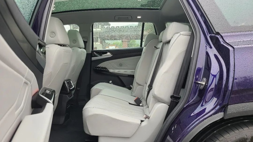 30万以内唯一一台合资7座纯电SUV 试驾上汽大众ID.6 X