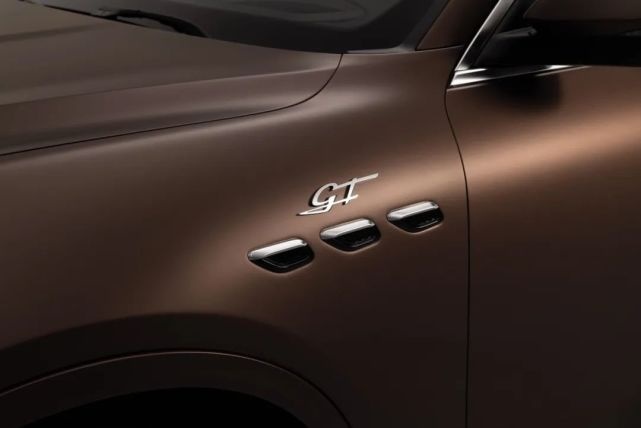 【e汽车】玛莎拉蒂全新中型SUV——Grecale正式首发