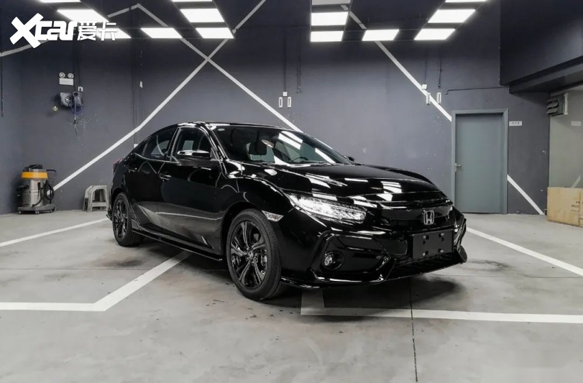 陪车友首提黑武士两厢思域原来是送女友的我酸了