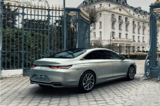 DS9真来了,车长近5米,1.6T+8AT,不可能退出中国市场