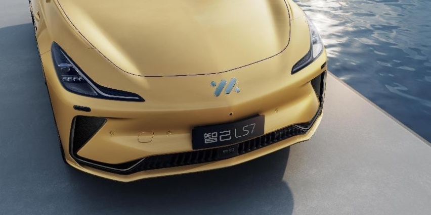 更适合年轻人的SUV  智己汽车口碑说明一切