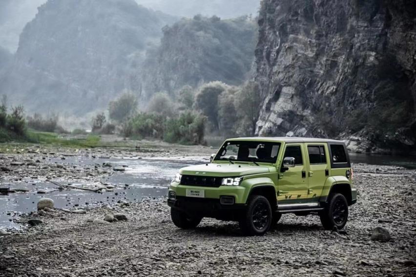 拒绝撞衫！BJ40“潮装北京，百变唯衣”你磕到了吗？