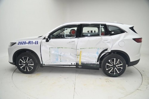 哈弗H6第三代“碰撞翻车”，害我“西瓜”掉了一地