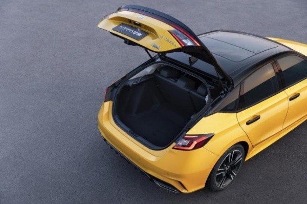 五门轿跑型格HATCHBACK上市