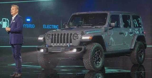 硬派越野也玩插混？Jeep牧马人性能暴增