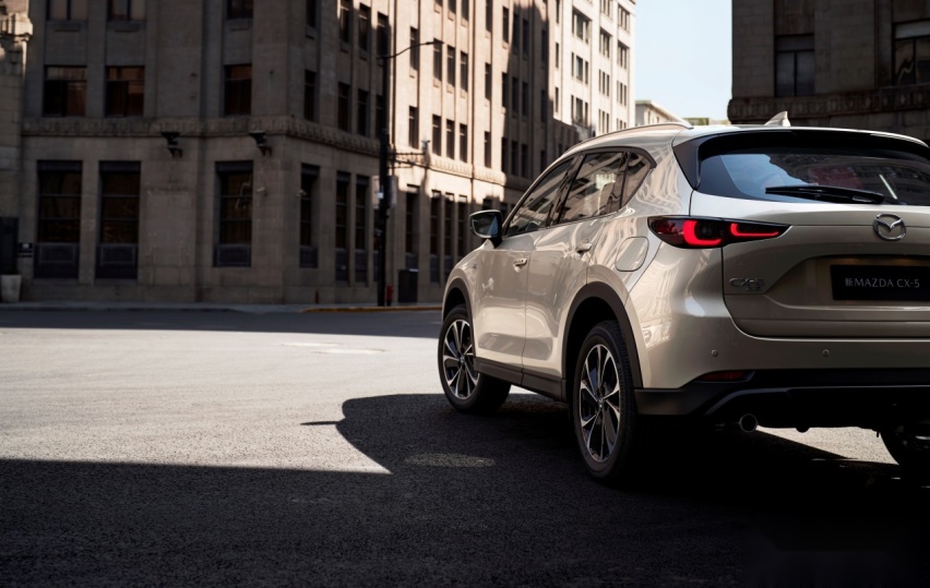 和5的朋友们玩在一起，新MAZDA CX-5重庆区域上市
