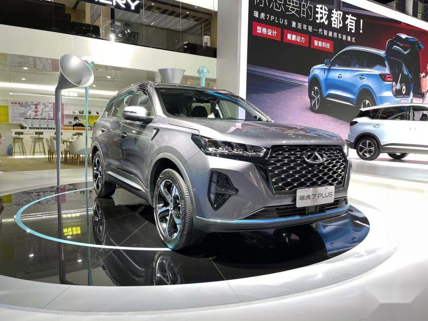 ​瑞虎7 PLUS开启预售！内外设计小变动，新增鲲鹏1.6T