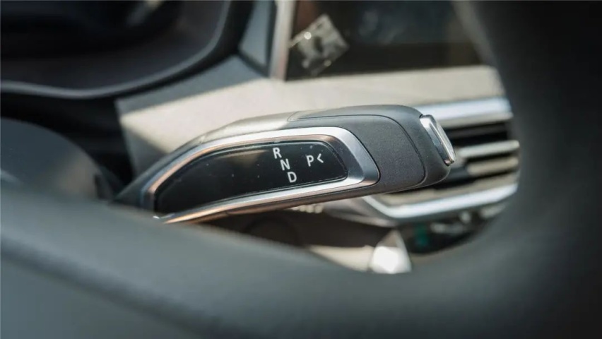 最“奶爸”的新能源MPV，上汽大通MAXUS MIFA 5家用刚刚好